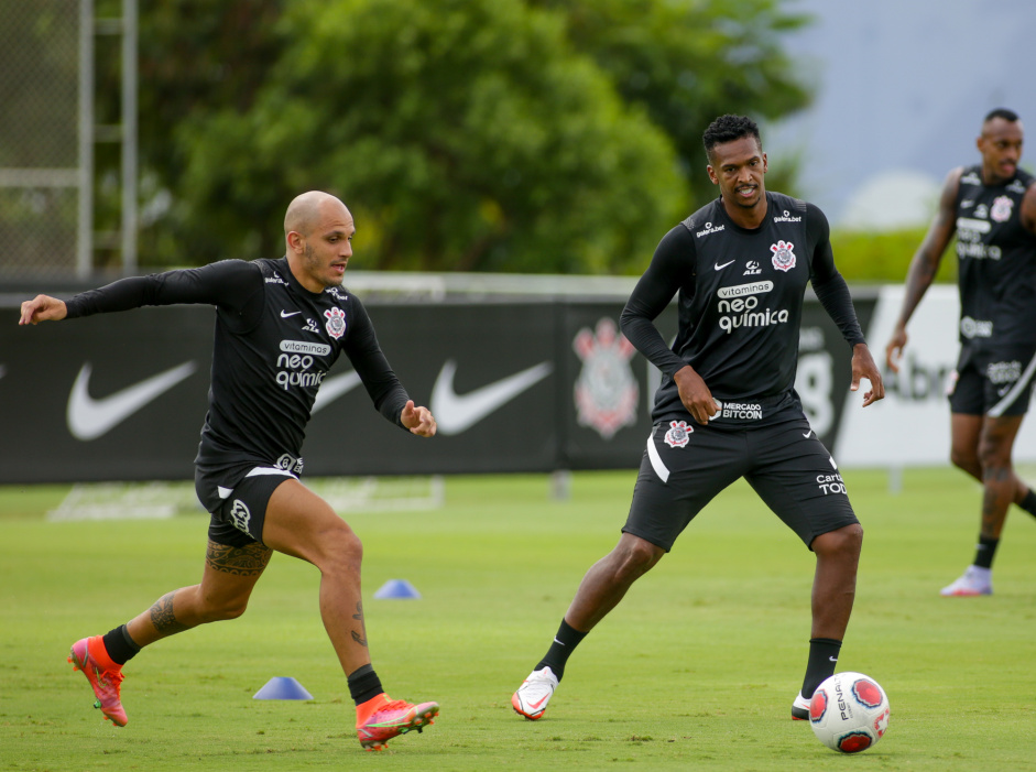 Corinthians inscreve mais dois atletas no Paulistão e deixa três vagas abertas na lista