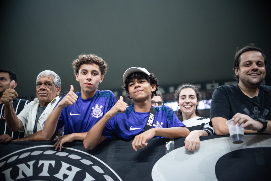 A marca de 40 mil torcedores novamente foi superada pelo Corinthians na Neo Qu�mica Arena