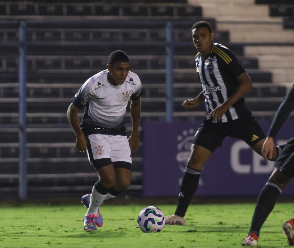 Gui Nego em ao diante do Atltico-MG