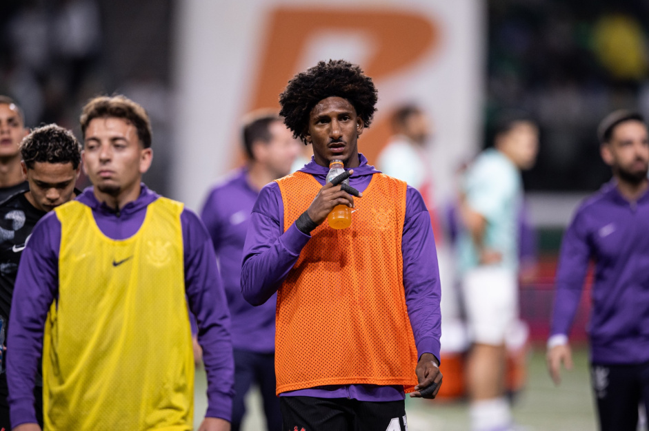 Talles Magno e Ryan antes do D�rbi no Allianz Parque pela Copa do Brasil