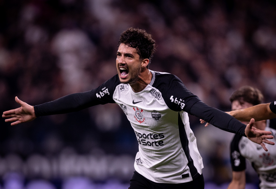 Corinthians visita o Internacional em busca de reencontrar o caminha das vitrias; saiba tudo