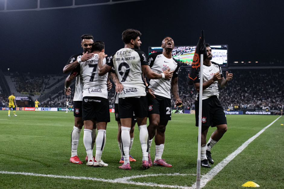 TIMÃO ESCALADO!!! Confira os titulares do Corinthians para o Brasileirão!